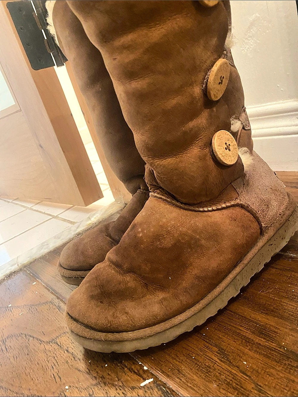 UGG Bailey Button Triplet Women's Brown Winter Boots